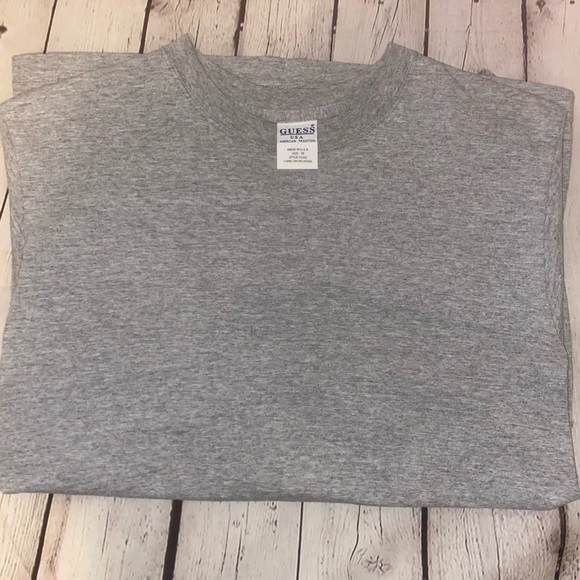Guess Mens Medium Gray Classic Crewneck Short Sleeve T-Shirt NWT - Picture 4 of 4